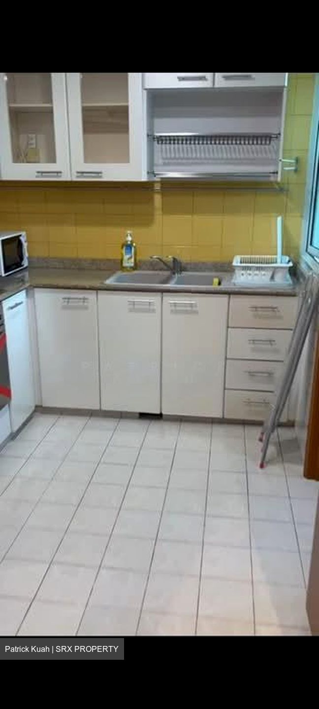 Queens (D3), Condominium #627380931